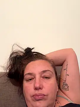 Eleanorxx online show from 10/01/25, 08:04