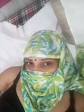 House Wife19 online show from 10/06/25, 10:02