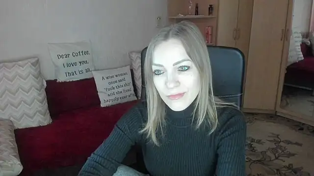 Tiffany Bates online show from 03/15/26, 12:11