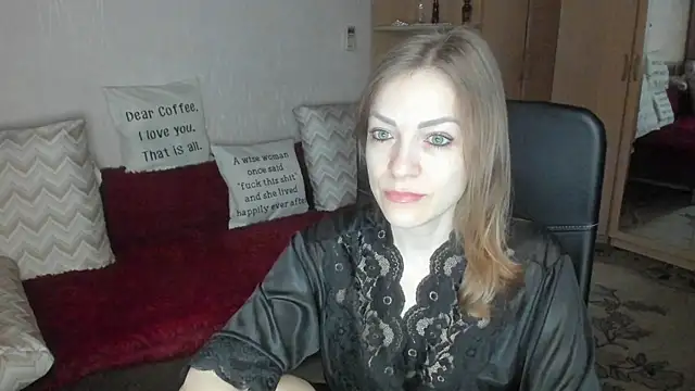 Tiffany Bates online show from 03/29/26, 03:28