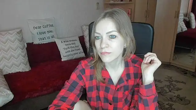 Tiffany Bates online show from 04/03/26, 11:19