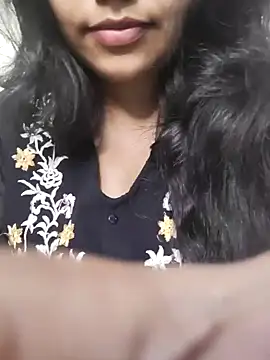 Snapshot of Miss_Rose__ chatting on 09/30/25, 04:12 Miss Rose   online show from 09/30/25, 04:12