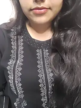 Snapshot of Miss_Rose__ chatting on 10/16/25, 06:31 Miss Rose   online show from 10/16/25, 06:31