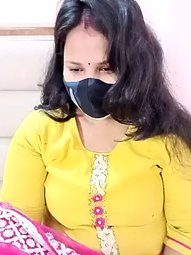 Snapshot of Miss_Rose__ chatting on 10/25/25, 09:28 Miss Rose   online show from 10/25/25, 09:28