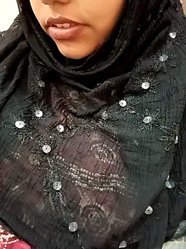 Snapshot of Miss_Rose__ chatting on 10/28/25, 05:55 Miss Rose   online show from 10/28/25, 05:55