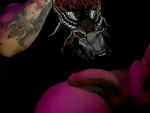 Snapshot of Sinner___ chatting on 10/28/25, 11:18 Sinner    online show from 10/28/25, 11:18