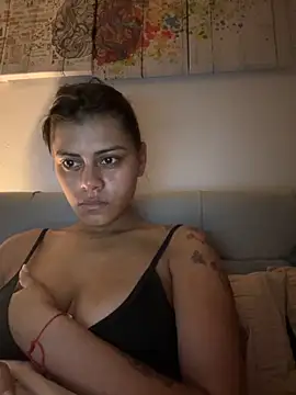 anna evans09 online show from 10/24/25, 10:44