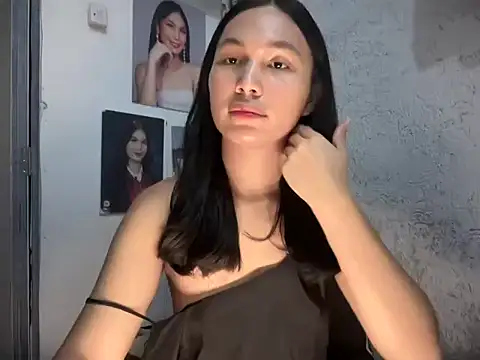 Snapshot of FelicityLincoln chatting on 07/01/26, 01:56 FelicityLincoln online show from 07/01/26, 01:56