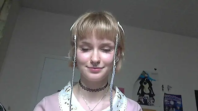 Paradoxy  online show from 05/17/26, 08:05