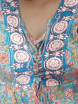 Minakshi 677 online show from 10/06/25, 03:04