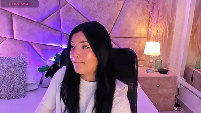 EmmaBlossom online show from 11/16/25, 03:28