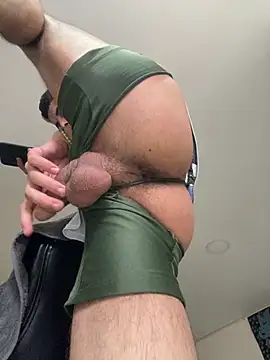 Pingasaboy20 online show from 12/19/25, 02:57