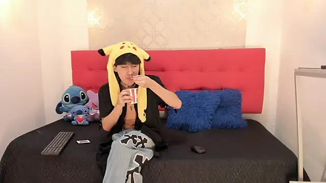 Lovers 21 online show from 12/21/25, 09:11