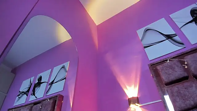 samantaa liov online show from 11/25/25, 07:47