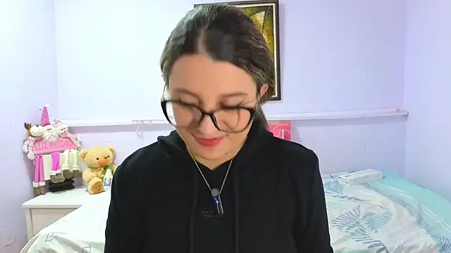 katiaa lovv online show from 11/15/25, 12:02