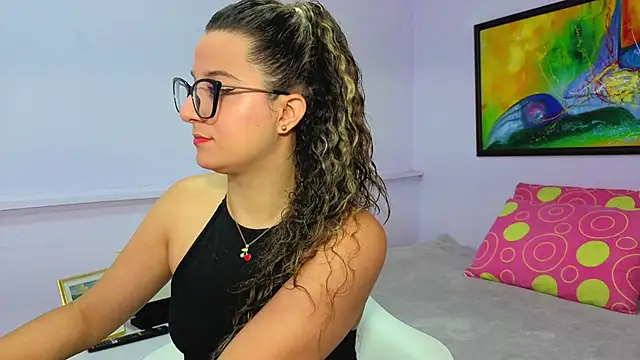 katiaa lovv online show from 04/17/26, 12:19