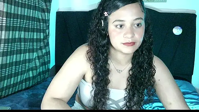 lati0 online show from 10/24/25, 08:49