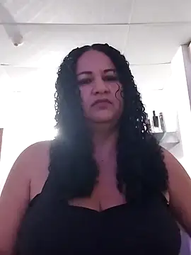 MEYBELLATINA online show from 12/20/25, 10:06