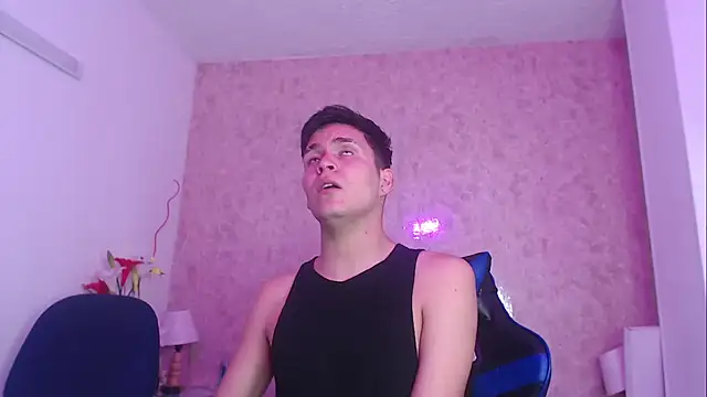 Aaron Foxxx online show from 09/29/25, 01:16