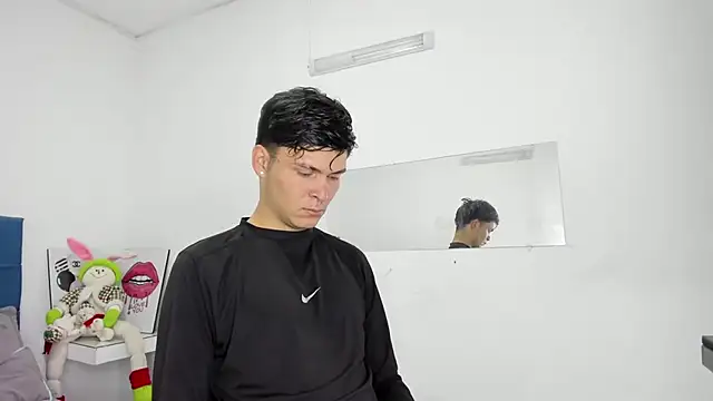 Aaron Foxxx online show from 01/13/26, 01:16