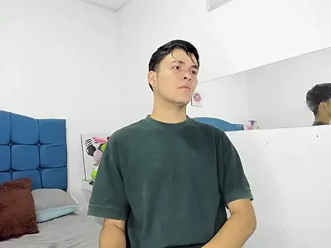 Aaron Foxxx online show from 01/15/26, 01:16