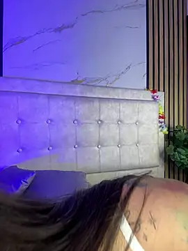 Honey noir online show from 01/10/26, 07:15