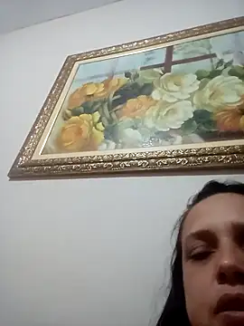 Crisribeiro online show from 10/15/25, 02:33