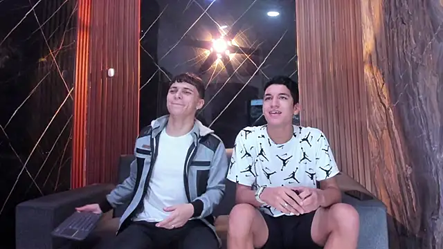 Stiben boy online show from 10/17/25, 03:53