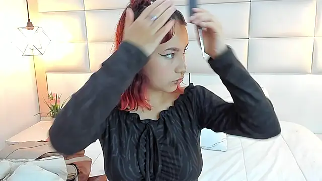 Megane whitte online show from 01/05/26, 08:56