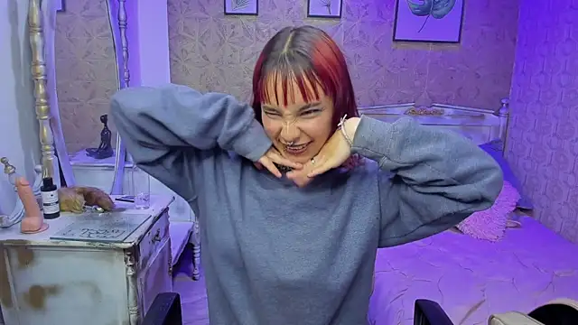 Megane whitte online show from 01/08/26, 03:09