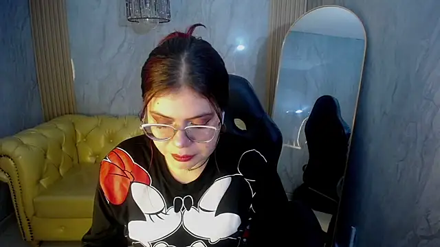 draviana a  online show from 11/13/25, 03:05