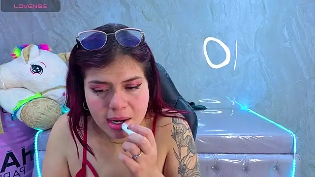 draviana a  online show from 02/07/26, 03:10