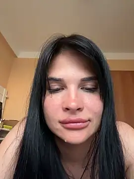 Snapshot of Alina_XXXX_ chatting on 05/12/26, 04:26 Alina XXXX online show from 05/12/26, 04:26