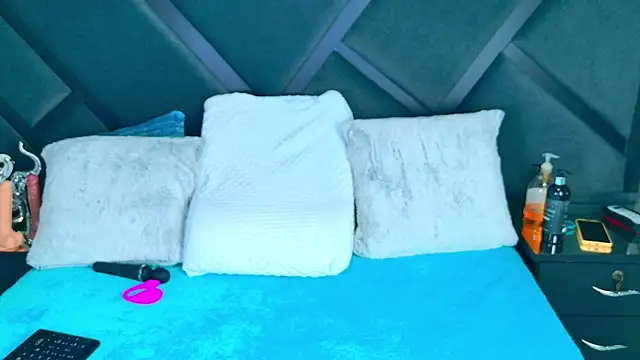 LexyRooss online show from 12/05/25, 07:43