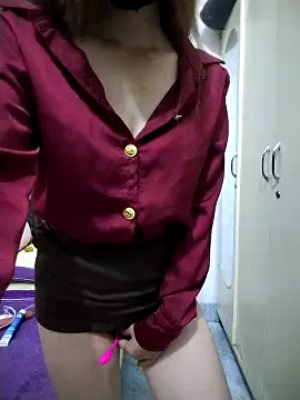 Quynhbabysexy online show from 11/13/25, 12:48