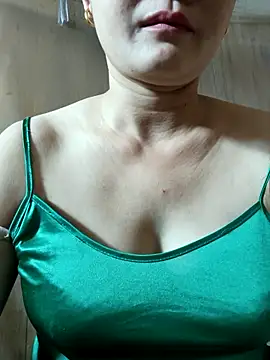 Paul-paul11 online show from 10/14/25, 04:02