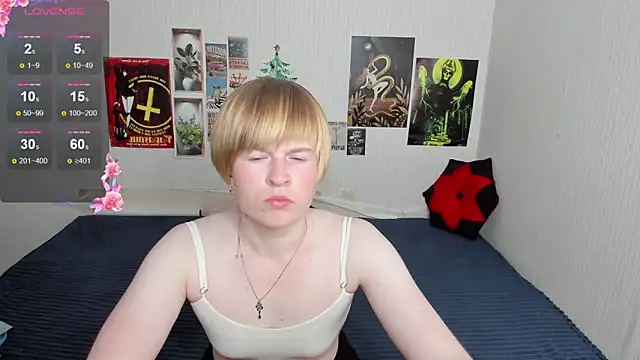 Cattie w  online show from 06/02/26, 01:07
