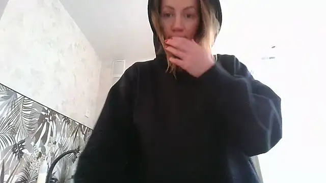 Thavione online show from 02/04/26, 09:48