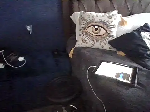 sad fucking boy online show from 10/09/25, 04:38