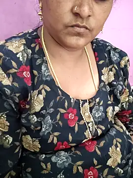 navyasree143 online show from 10/02/25, 03:57