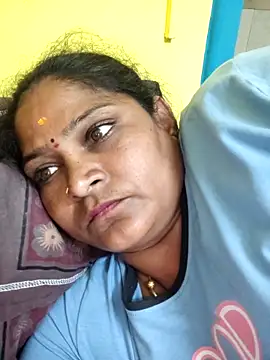 navyasree143 online show from 11/12/25, 02:06