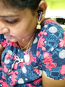 navyasree143 online show from 03/23/26, 02:43