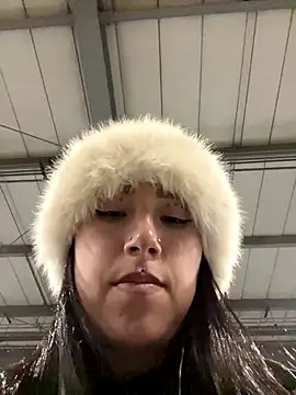 marii mar online show from 10/04/25, 03:04