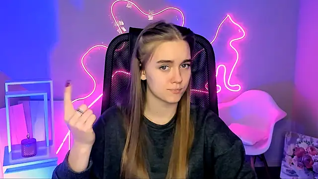 JuneWoods online show from 02/16/26, 02:02