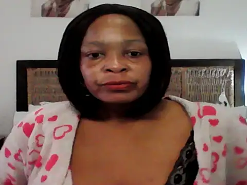 Snapshot of Blacksashaxx chatting on 05/06/26, 07:24 Blacksashaxx online show from 05/06/26, 07:24