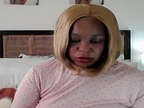 Snapshot of Blacksashaxx chatting on 05/08/26, 08:52 Blacksashaxx online show from 05/08/26, 08:52