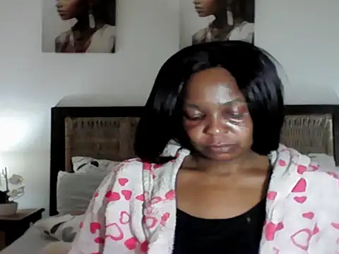 Blacksashaxx online show from 06/18/26, 07:19