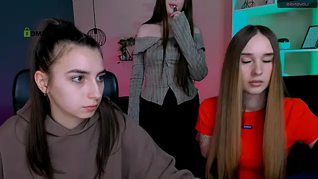 leslie bird online show from 03/17/26, 09:56