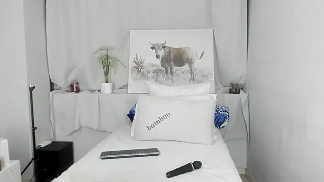 Snapshot of ConnieSmall24 chatting on 10/06/25, 09:56 ConnieSmall24 online show from 10/06/25, 09:56