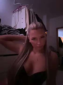 blondeeee online show from 03/05/26, 09:11